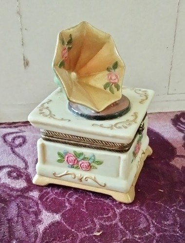 Victorian porcelain gramophone - victorian,