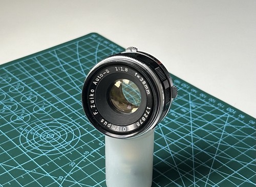 Olympus zuiko 38mm 1 8 - olympus, f/1.8