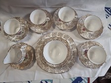 Imperial Fine China Tea set For 5 People. Gold And Floral Pattern