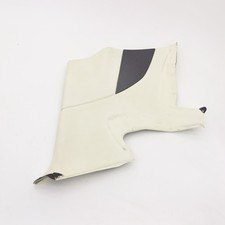 cover rear right Aston Martin