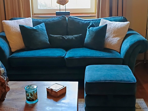 Laura ashley green velvet - ashley,