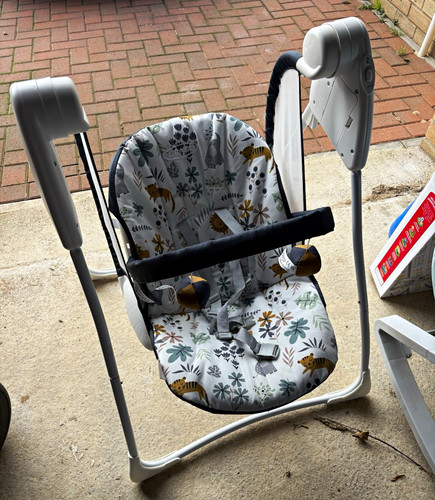 Graco baby swing jungle - jungle, theme