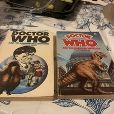 DOCTOR WHO BOOKs 1970,s - rare