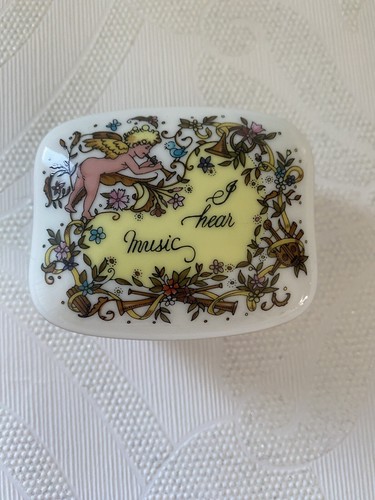 Franklin mint porcelain music - porcelain,