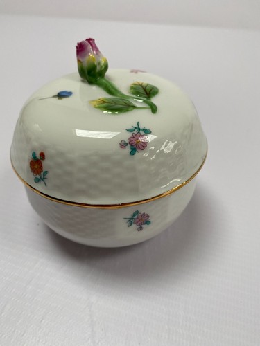 Pair hungarian porcelain - pair,