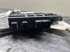 9682495680 front power window