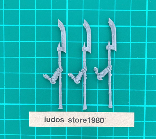 Tomb guard kings halberds - tomb,