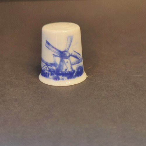 Vintage delft thimble hand - thimble,