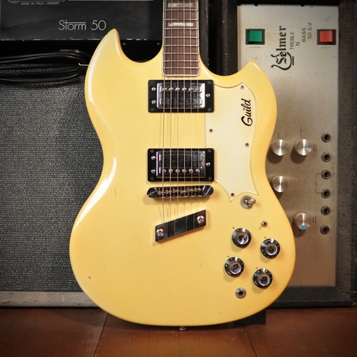 Guild 100 polara white - white, 1977