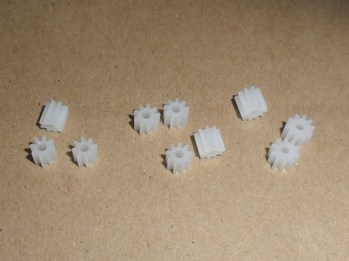 Scalextric car spares pinions - car,