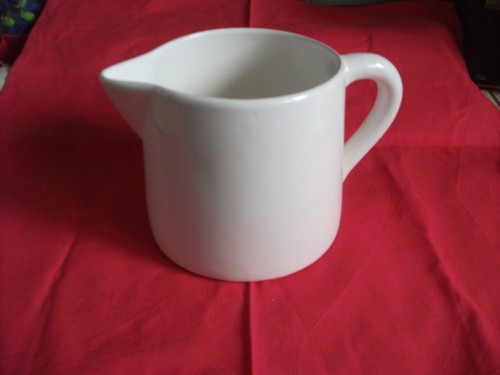 White jug milk pub - milk, /