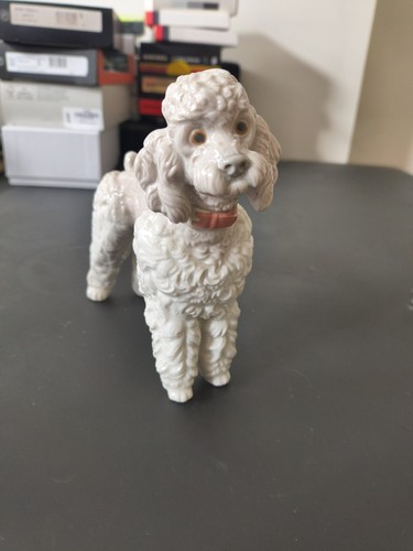 Retired lladro 1259 - poodle, dog