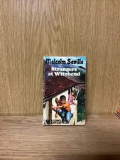 Strangers at Witchend - A Lone Pine Adventure - by Malcolm Saville (11B)