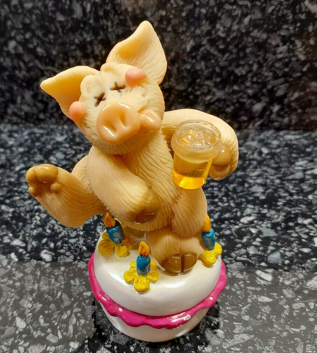 Piggin pig figure - figure, piggin'