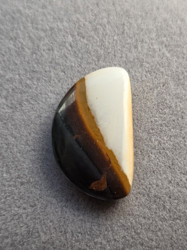 Bolder opal potch cabochon - opal,