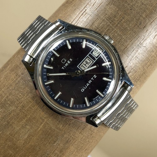 Vintage timex mens cell - q,