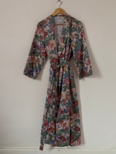 David Nieper Women Dressing