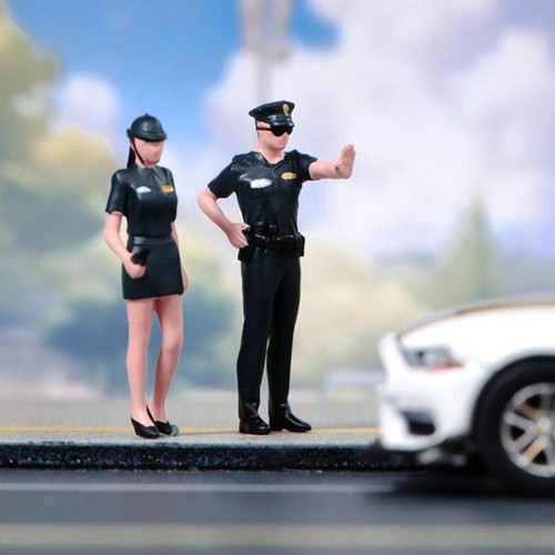Pieces scale police - 2,