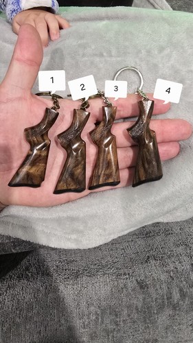 Keyring shotgun clay pigeon - clay,