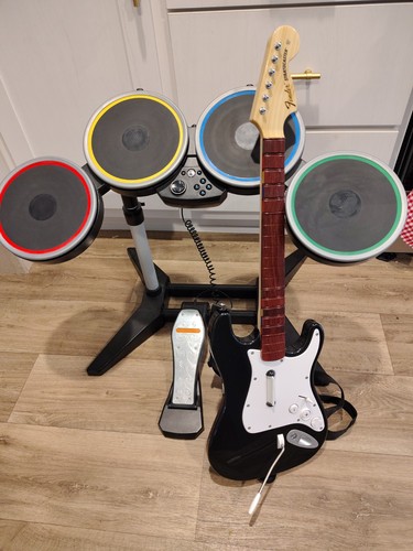 Rockband wii fender - rockband, guitar
