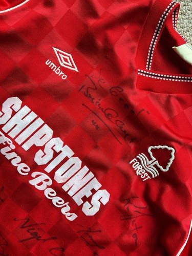 Nottingham forest signed - nottingham,