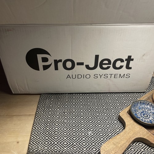 Pro ject gloss - e1, black
