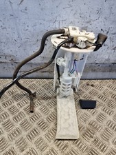 TOYOTA YARIS FUEL SENDING UNIT 777040D070 IN-TANK FUEL PUMP 1.3L HATCHBACK 2013