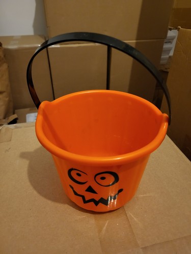 Job lot halloween treat - lot,