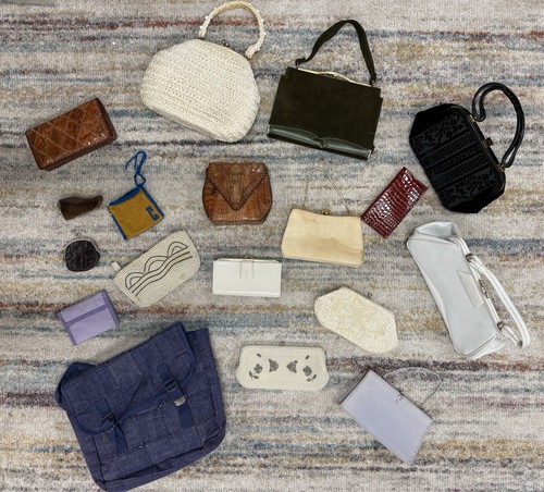 Lot vintage handbags - of, and