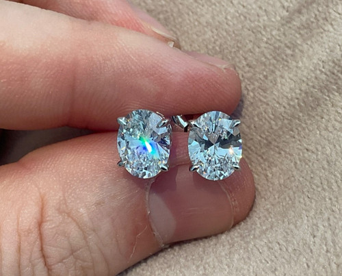 Carat lab created diamond - created,
