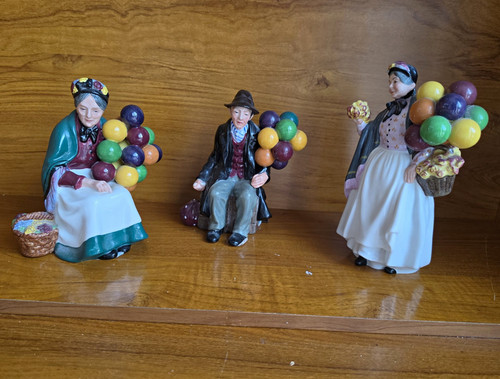 Royal doulton balloon seller - balloon,