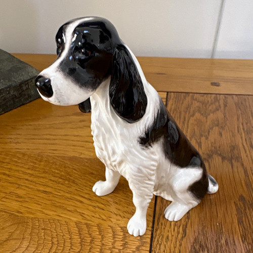 Beswick black white spaniel - black,
