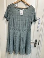 Bundle of clothes (NEW with tags) Size 16-18 - Good Name Brands