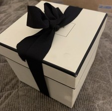 Jo Malone Myrrh & Tonka Candle