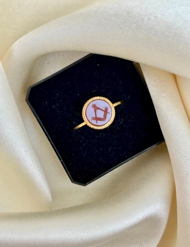 Antique 15ct gold sardonyx - gold,