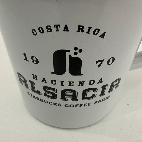 Starbucks hacienda alsacia - starbucks,