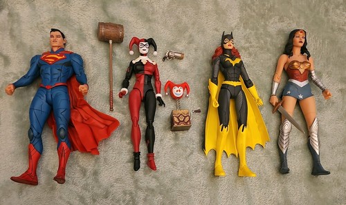 Comics action figure bundle - comics,