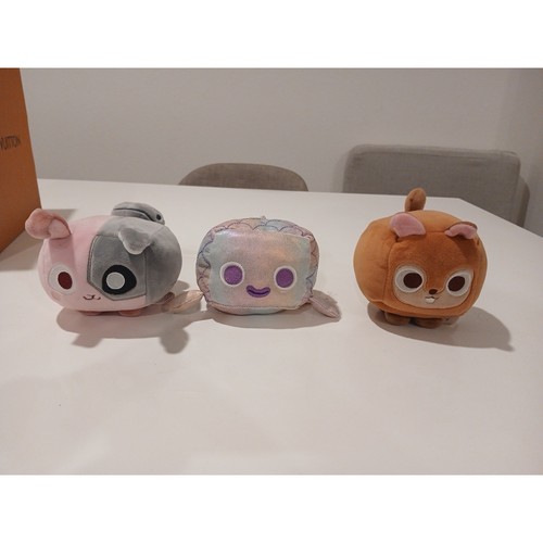 Pet simulator plush lot - simulator,