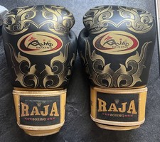 RAJA BOXING Muay Thai Boxing gloves. Genuine leather. Handmade in Thailand