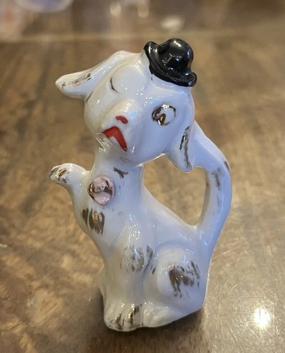 Vintage cheeky winking dog - vintage,