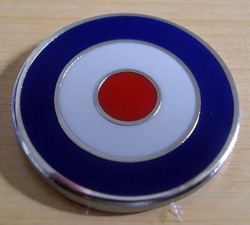 Mod target badge - badge, white
