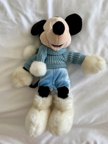 Mickey mouse - snow, boots