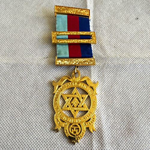 Gold tone masonic - gold,