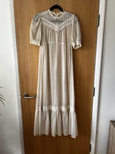 Vintage trivia by charm - 70’s,
