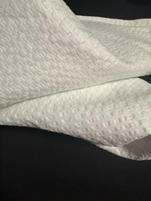 VTG Solid White Plisse