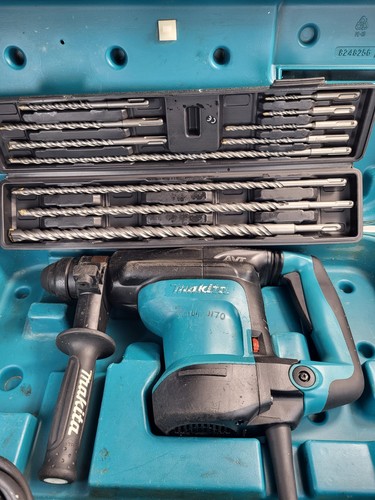 Makita hr3210c sds - plus, rotary