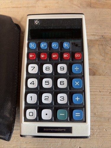 Commodore vintage - 9d-25,