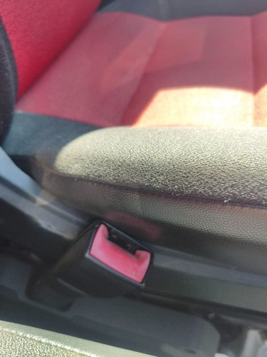 Left front seat belt - seat,