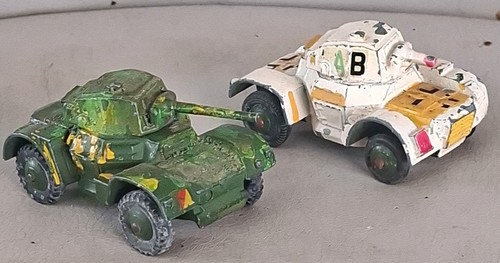 Vintage dinky toys - x,