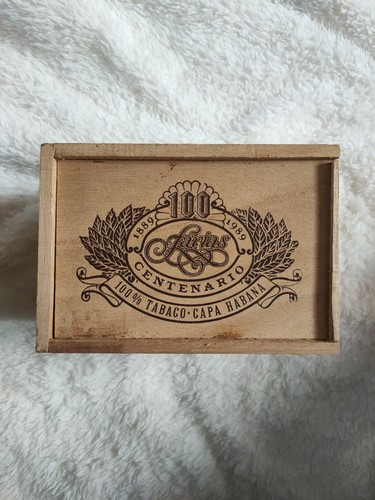 Vintage wooden cigar box - vintage,